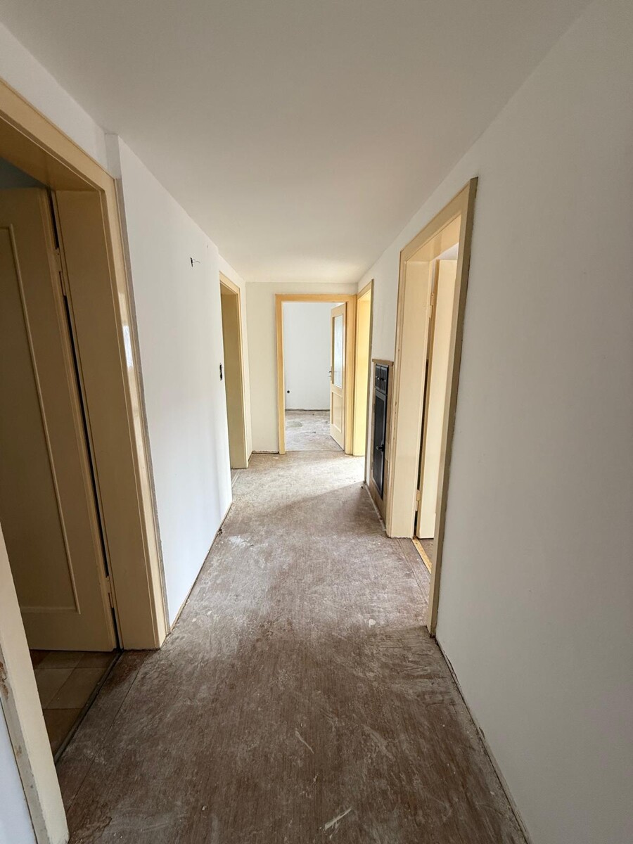 Flur Etagenwohnung Korntal-M�nchingen