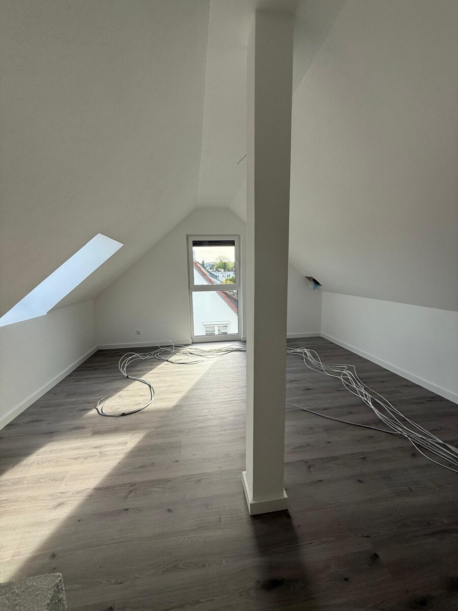 Zimmer Doppelhaush�lfte Herrenberg / Affst�tt