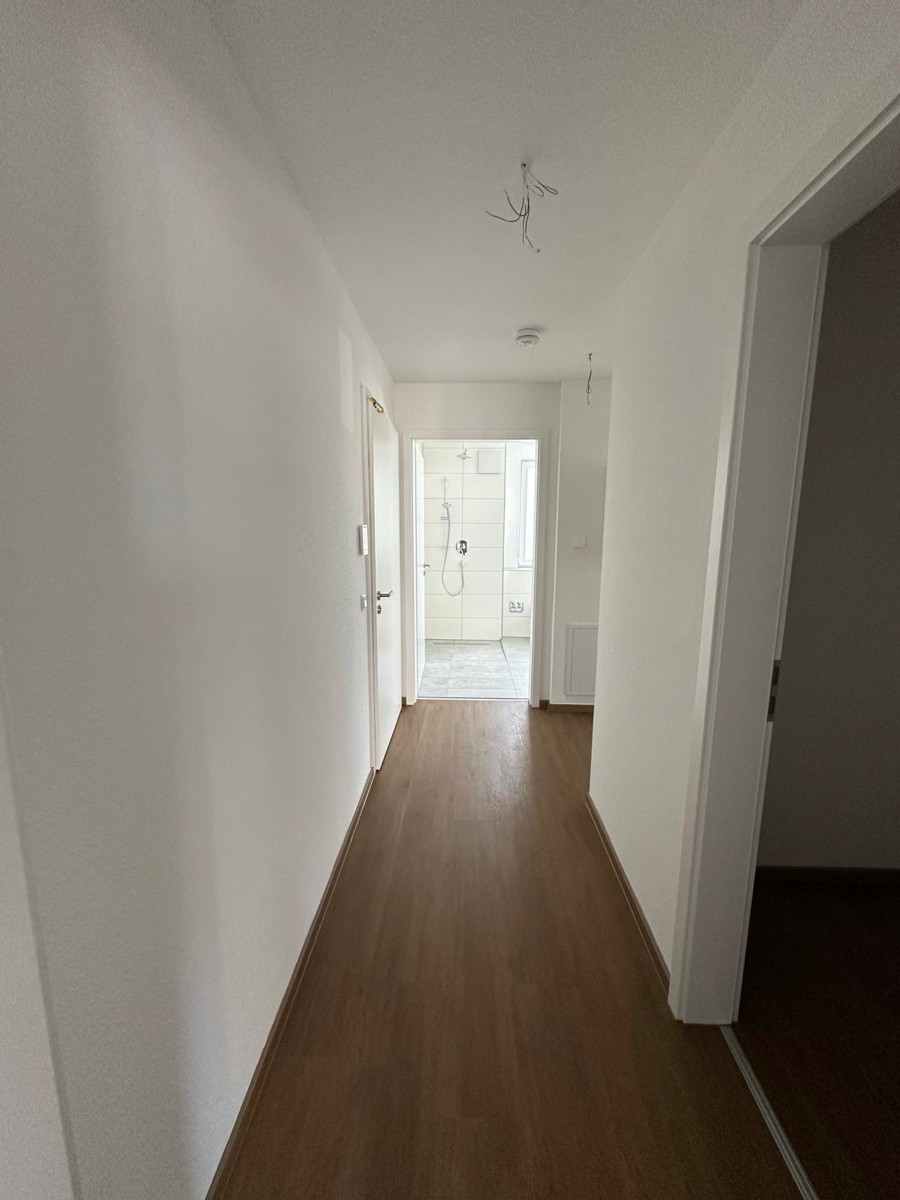 Diele Erdgeschosswohnung Herrenberg-Oberjesingen