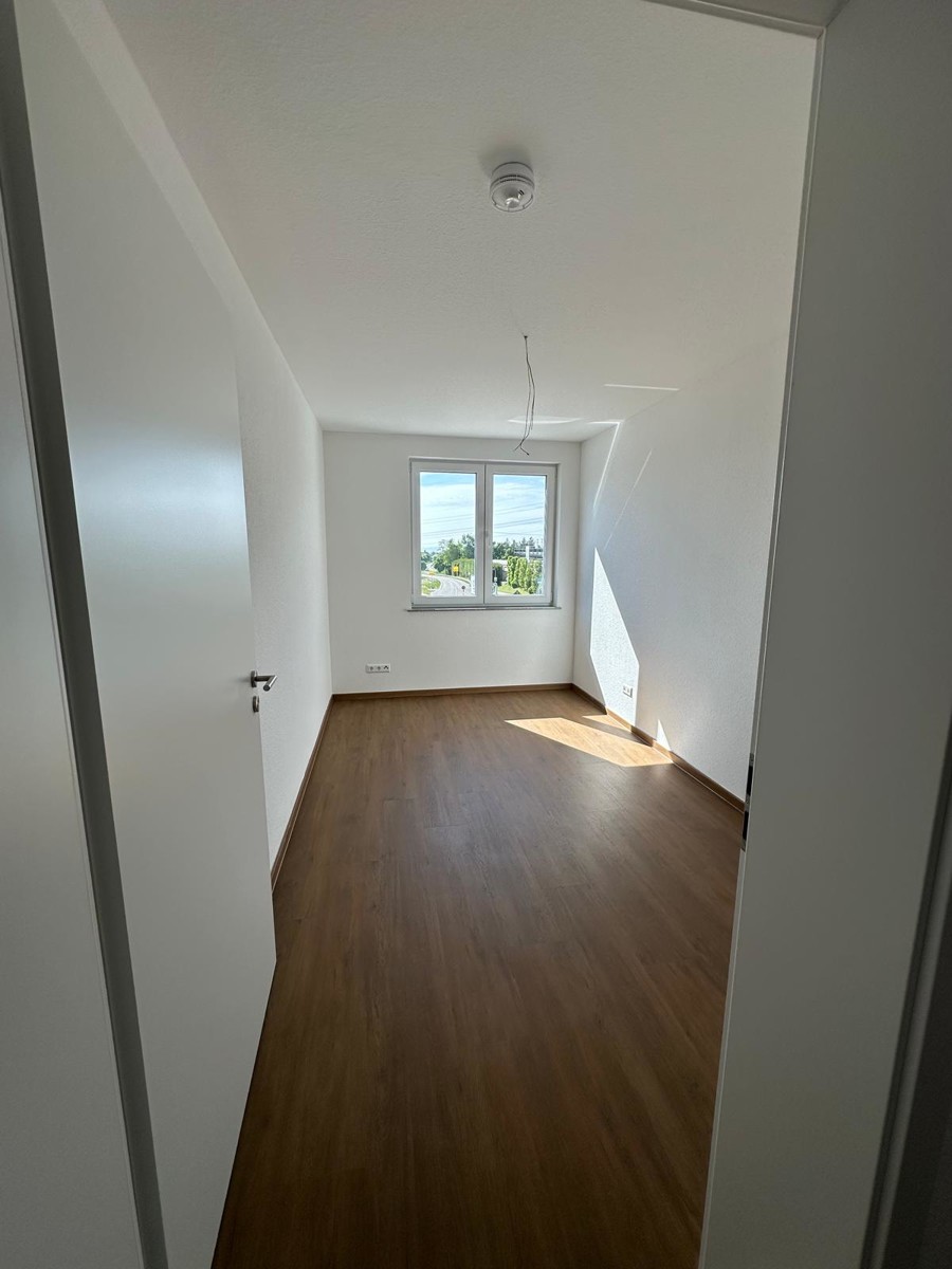 Zimmer Erdgeschosswohnung Herrenberg-Oberjesingen